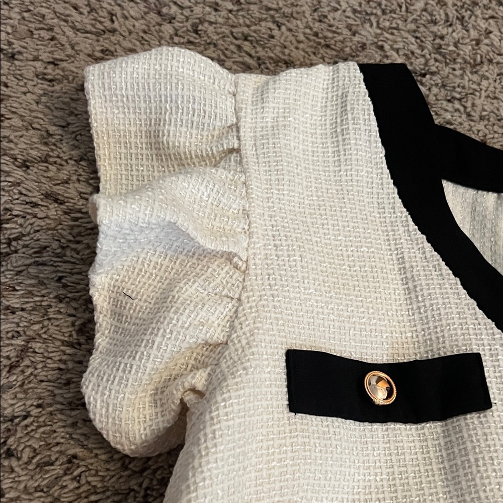 Voy WM Medium Ivory Dress with Black Trim - Picture 6 of 8